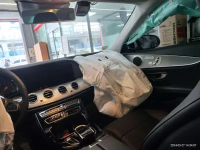 2018 Mercedes-Benz E 200 WDDZF4CB8JA441791 VIN:WDDZF4CB8JA441791