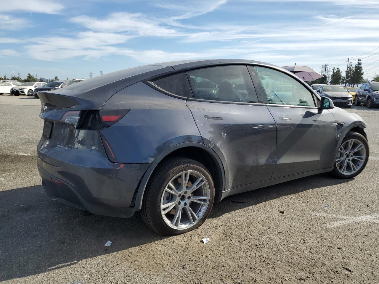 2022 TESLA MODEL Y  VIN:7SAYGAEE8NF409285