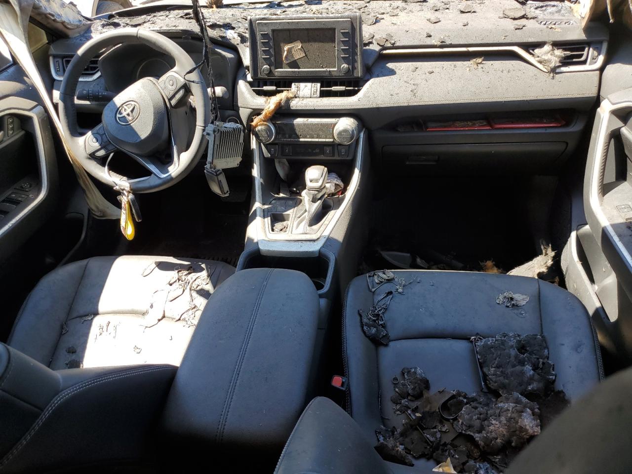 2022 TOYOTA RAV4 XLE PREMIUM VIN:2T3C1RFV7NW226623