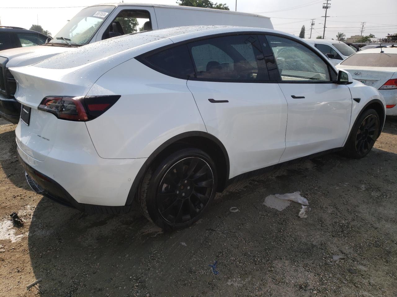 2022 TESLA MODEL Y  VIN:7SAYGDEEXNF480909