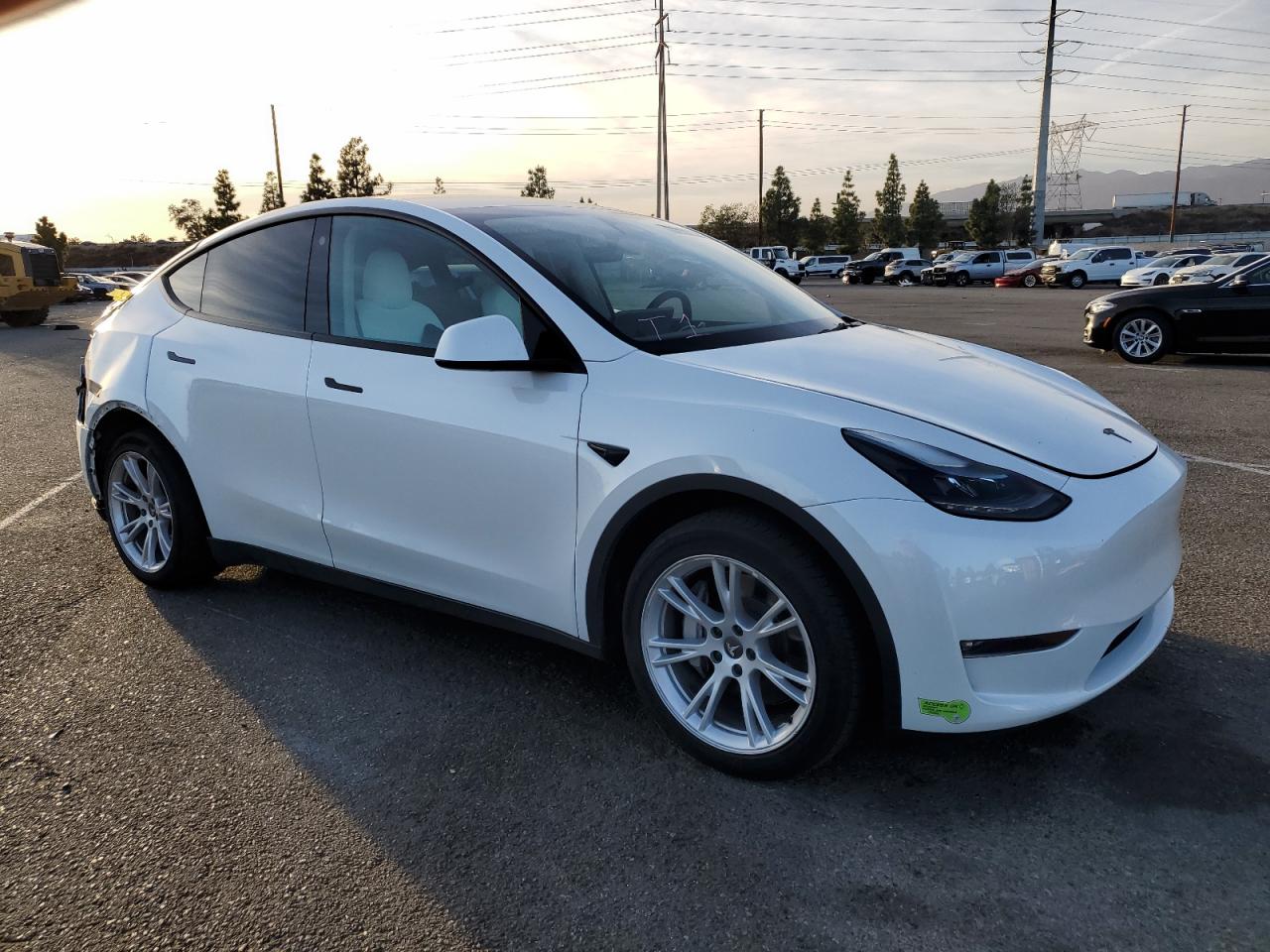 2023 TESLA MODEL Y  VIN:7SAYGDEE5PF633425