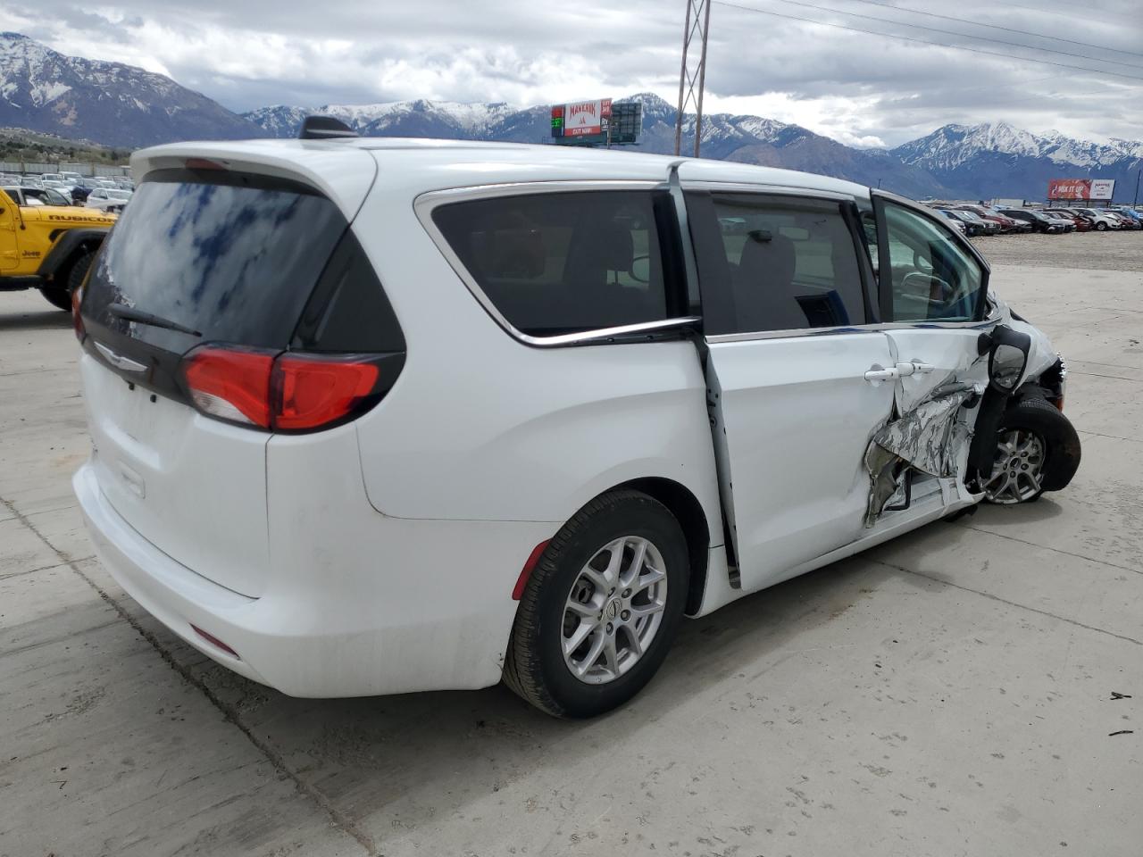 2023 CHRYSLER VOYAGER LX VIN:2C4RC1CG6PR551224