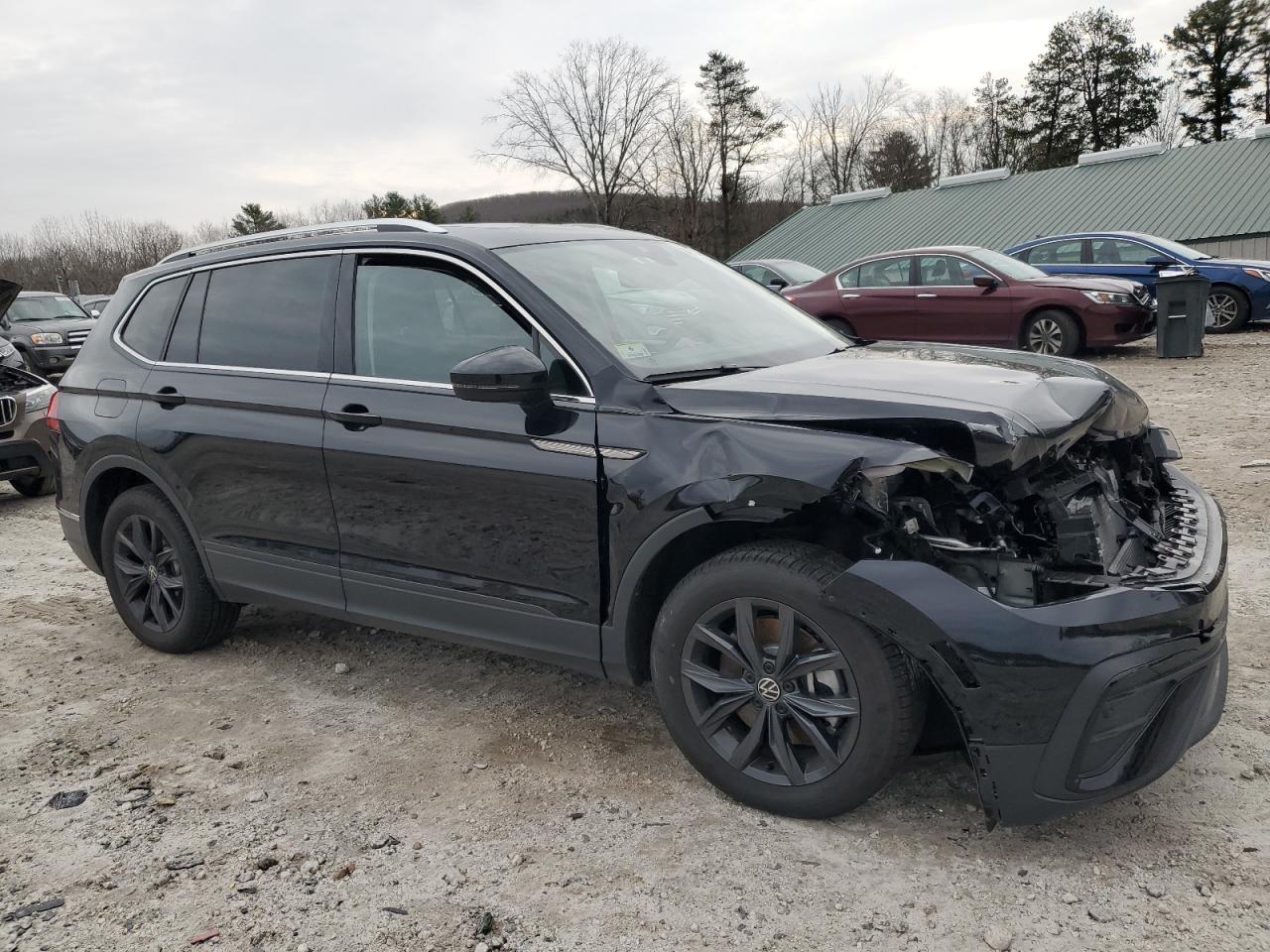 2024 VOLKSWAGEN TIGUAN SE VIN:3VVMB7AX2RM074869