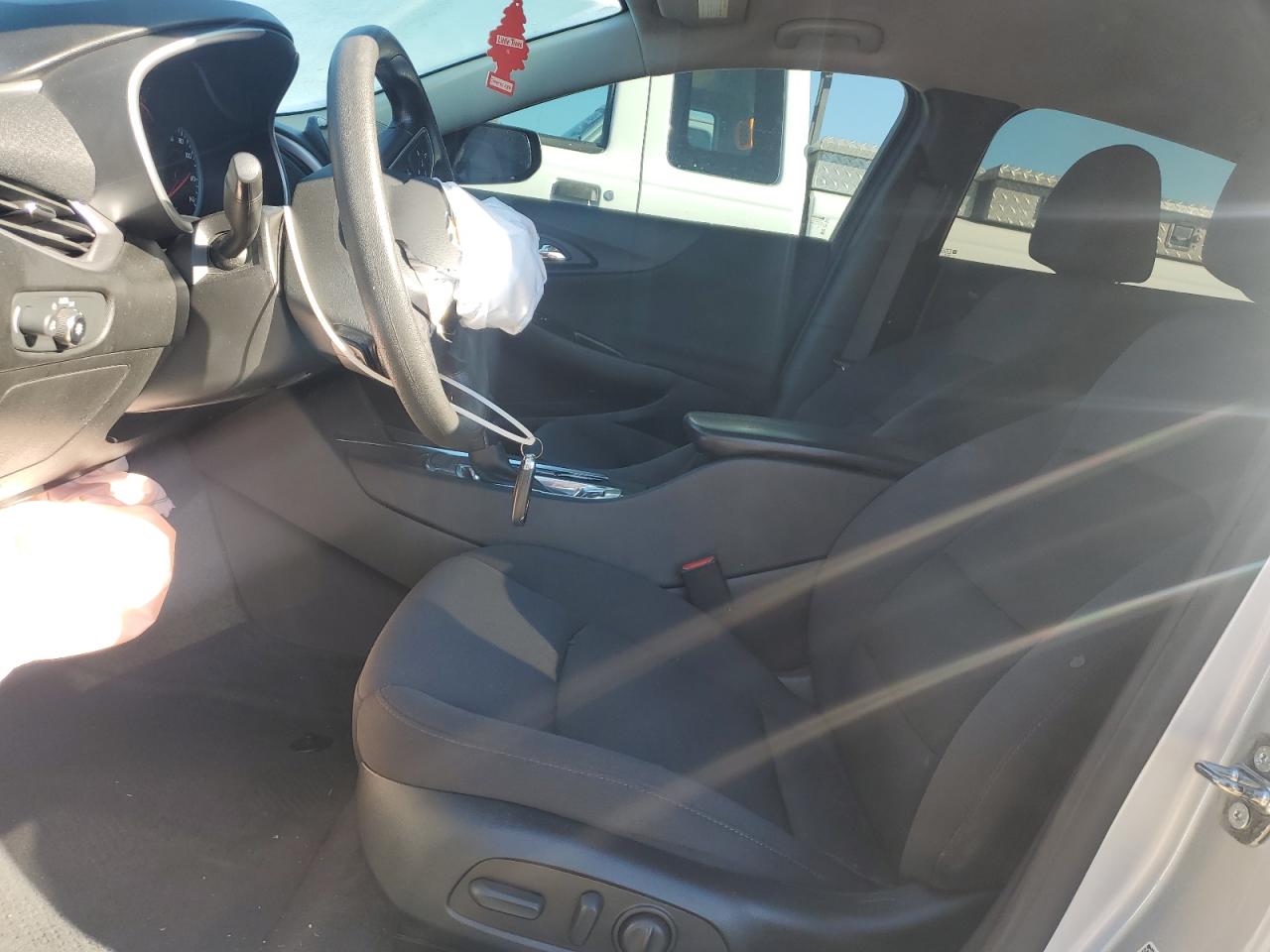 2022 CHEVROLET MALIBU LT VIN:1G1ZD5ST5NF144009