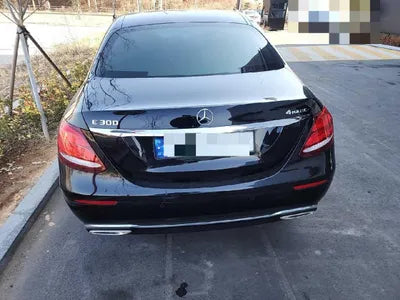 2019 Mercedes-Benz E 300 VIN: