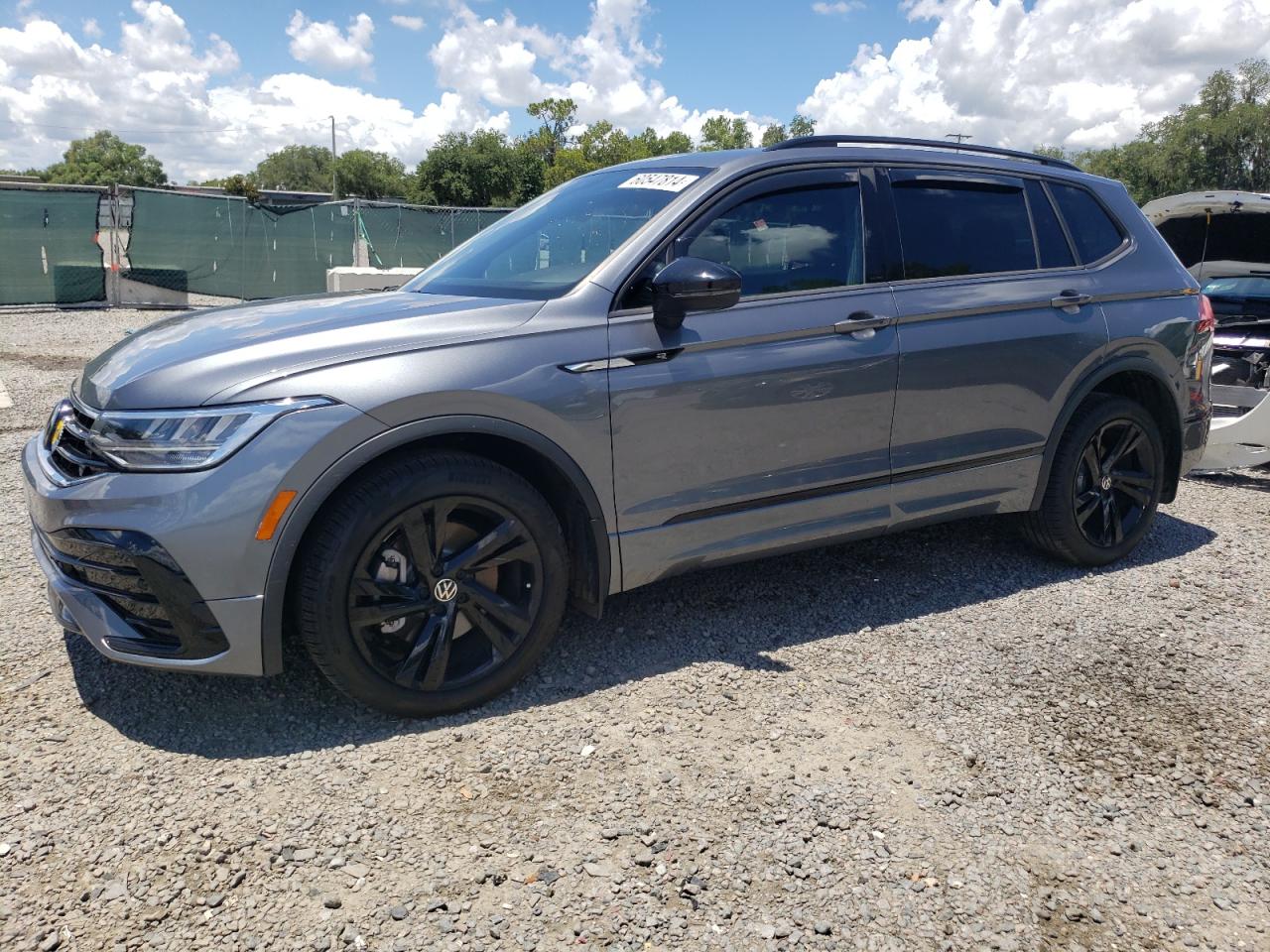 2023 VOLKSWAGEN TIGUAN SE R-LINE BLACK VIN:3VVCB7AX9PM057138