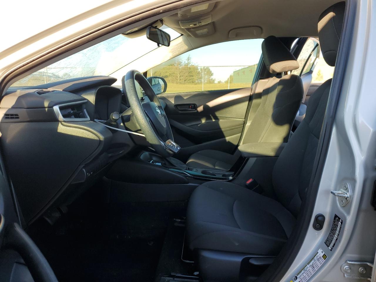 2022 TOYOTA COROLLA LE VIN:5YFEPMAE7NP281777