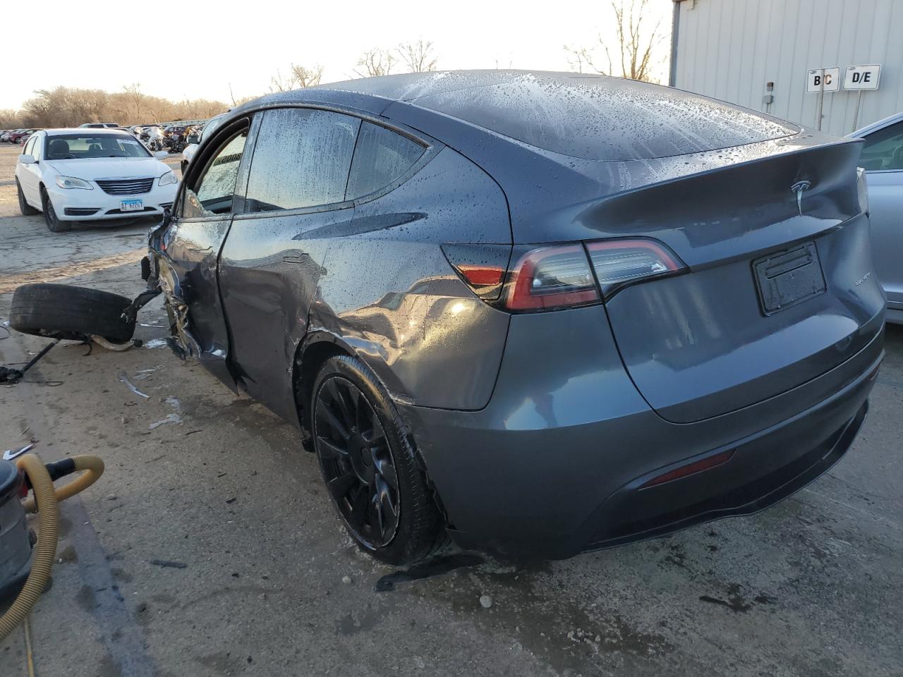 2023 TESLA MODEL Y  VIN:7SAYGAEE3PF849918