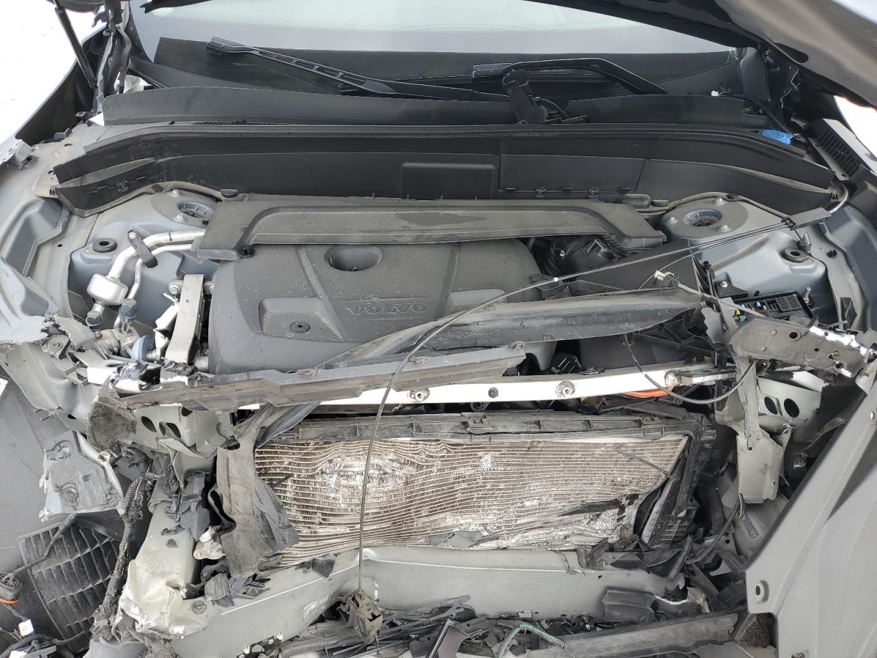 2022 VOLVO XC90 T6 MOMENTUM VIN:YV4A22PKXN1782209