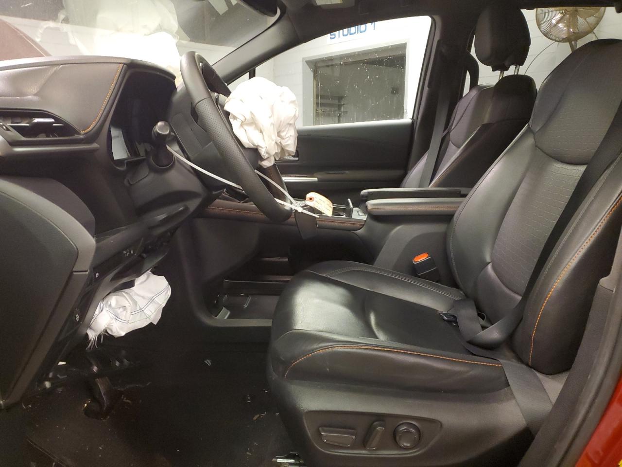 2022 TOYOTA SIENNA XSE VIN:5TDXSKFC1NS069404