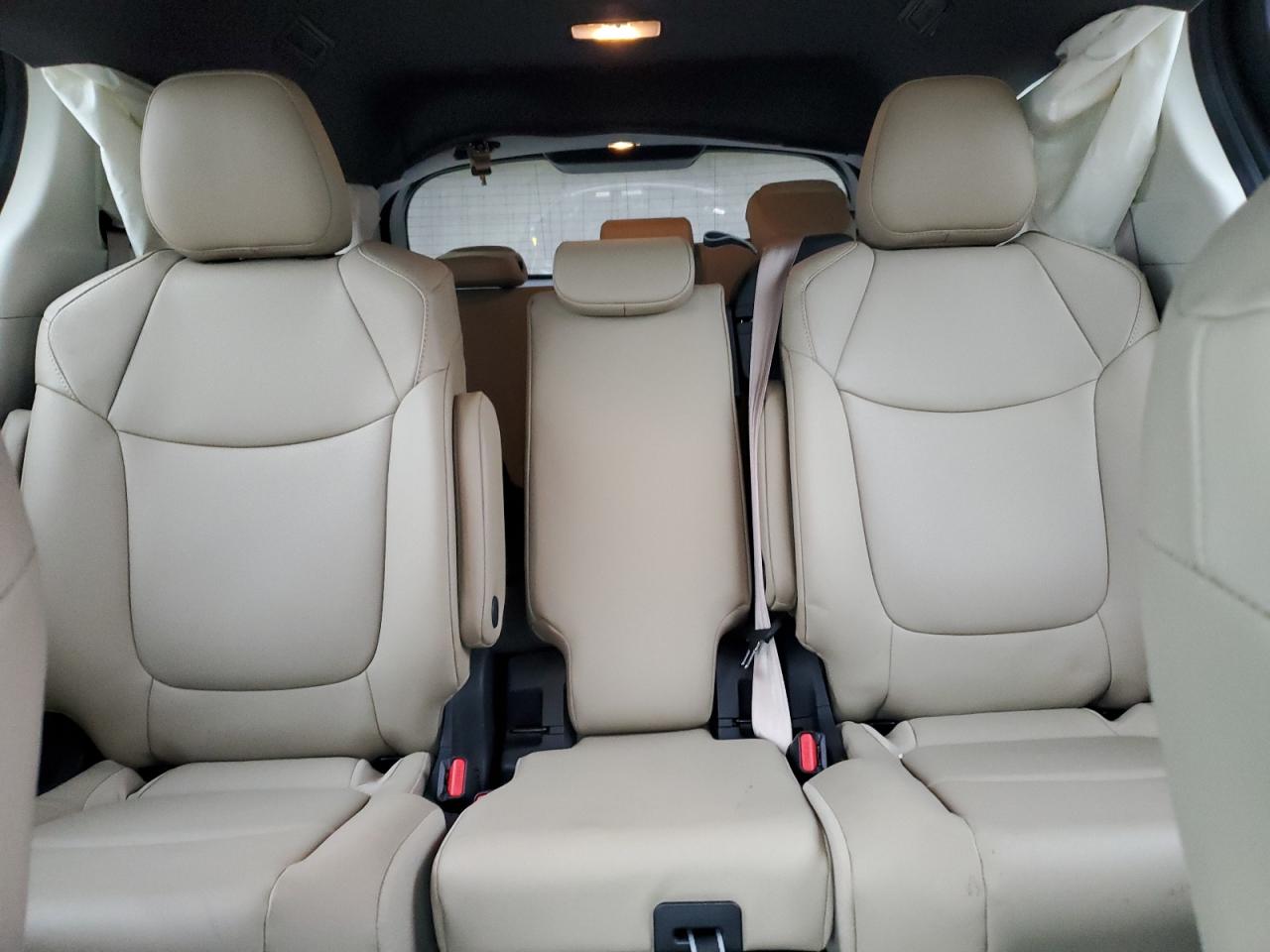 2022 TOYOTA SIENNA XLE VIN:5TDYRKEC0NS132901