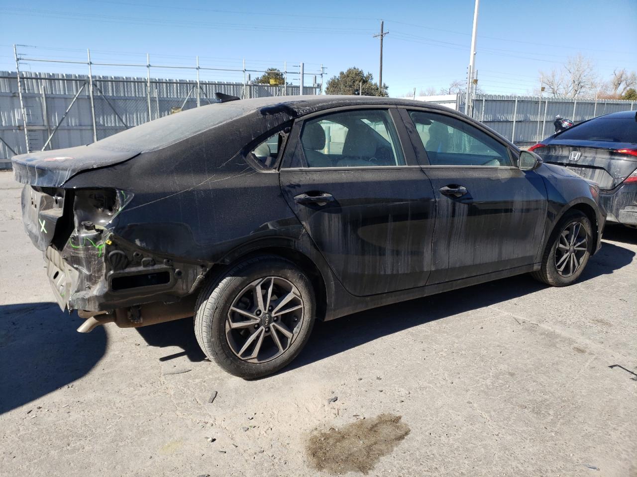 2022 KIA FORTE FE VIN:3KPF24AD4NE488526