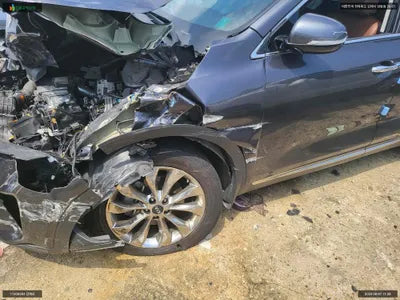 2017 Kia Sorento KNAPS81BBJA401739 VIN:KNAPS81BBJA401739