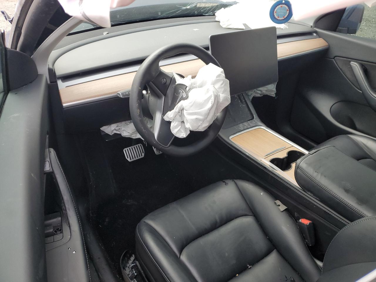 2022 TESLA MODEL Y  VIN:7SAYGAEE5NF400740