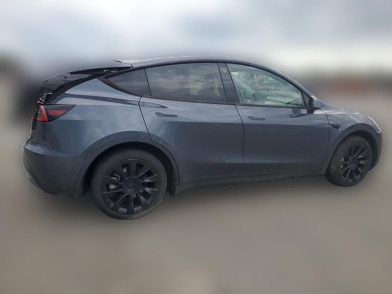 2022 TESLA MODEL Y  VIN:7SAYGDEE0NA018727