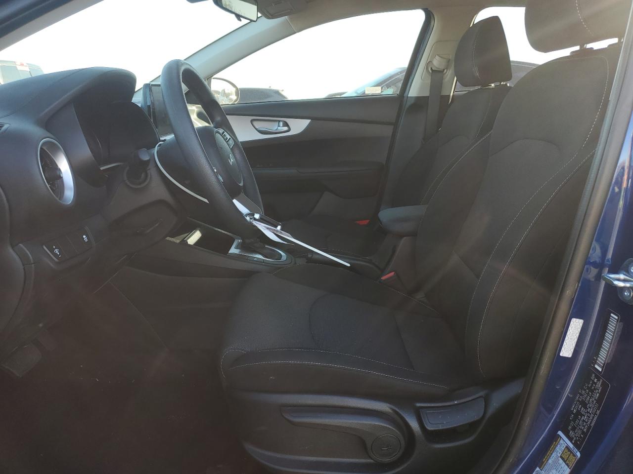 2024 KIA FORTE LX VIN:3KPF24AD4RE703151
