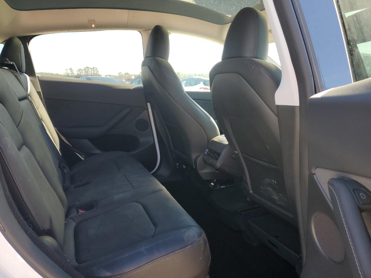 2023 TESLA MODEL Y  VIN:7SAYGDEF2PF860791