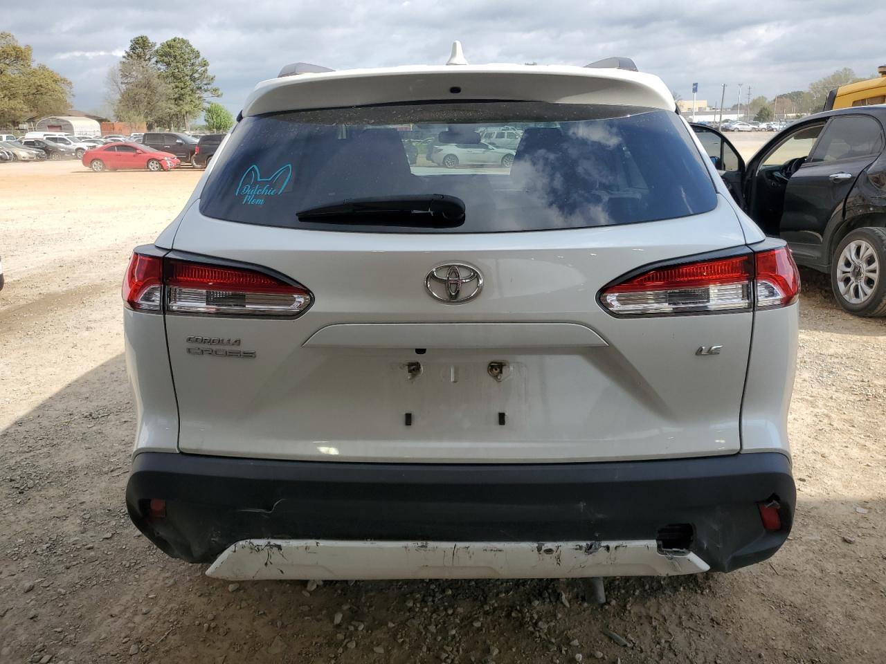 2022 TOYOTA COROLLA CROSS LE VIN:7MUBAAAG8NV026010