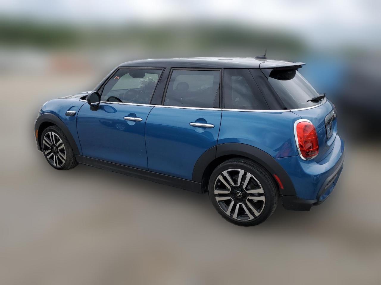 2022 MINI COOPER S VIN:WMW53DK05N2S25833