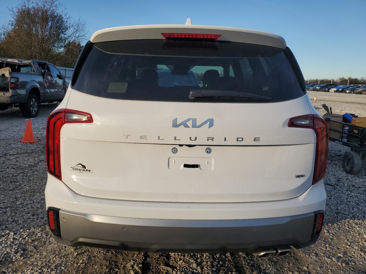 2024 KIA TELLURIDE S VIN:5XYP6DGC4RG555674