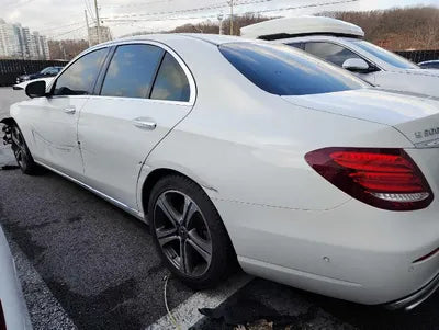 2019 Mercedes-Benz E 300 WDDZF4JB7KA604662 VIN:WDDZF4JB7KA604662