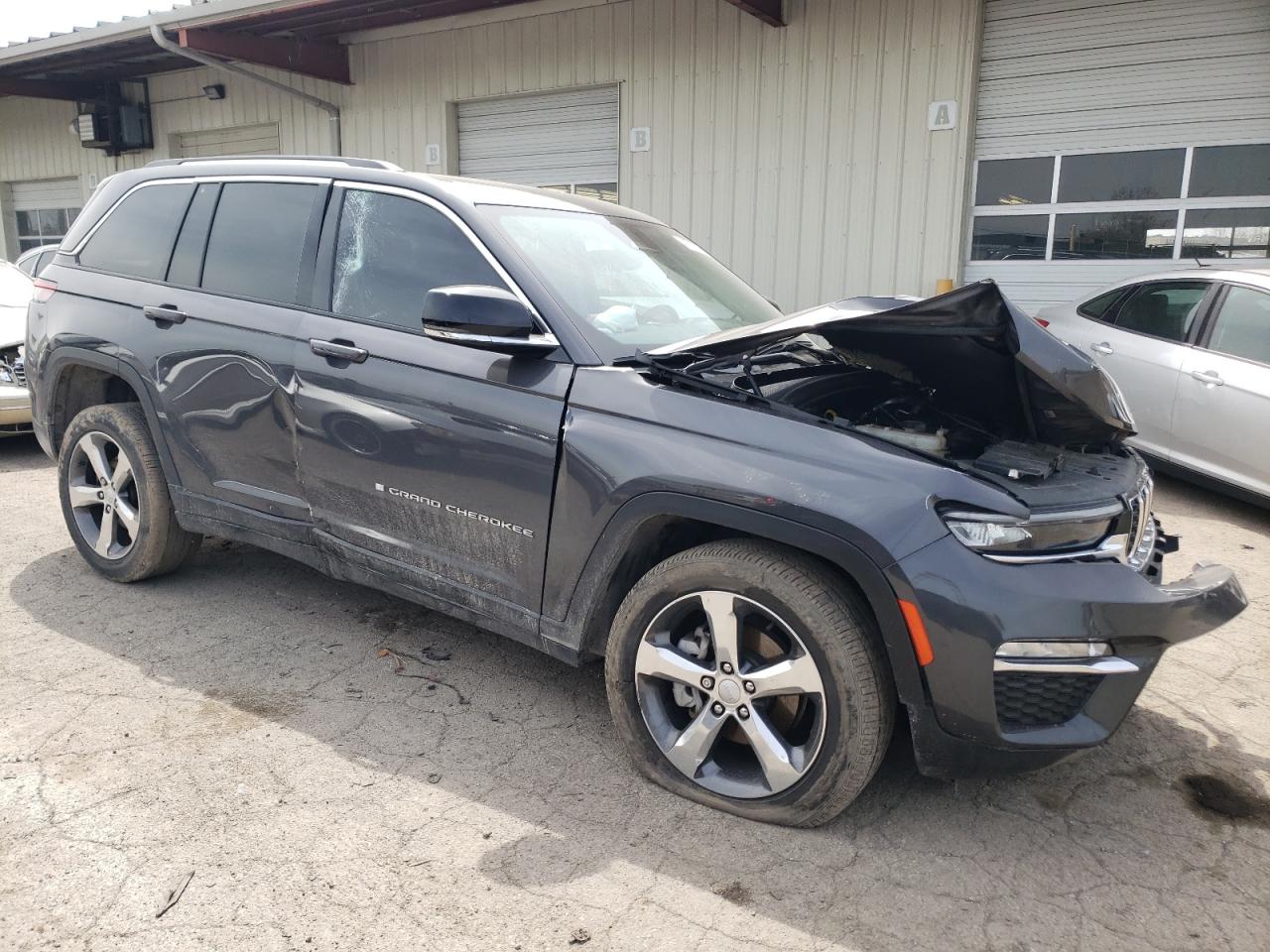 2022 JEEP GRAND CHEROKEE LIMITED VIN:1C4RJHBG6N8571692