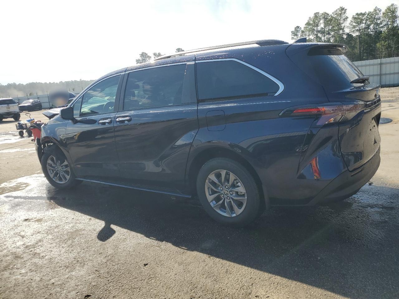2024 TOYOTA SIENNA XLE VIN:5TDJRKEC4RS213245