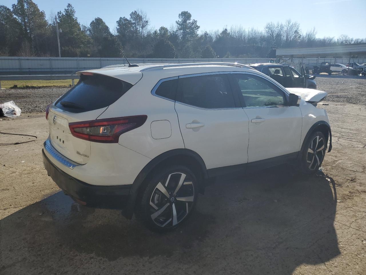 2022 NISSAN ROGUE SPORT SL VIN:JN1BJ1CW2NW499015