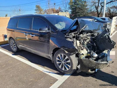 2016 Kia Carnival VIN: