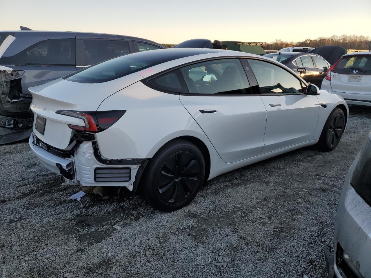 2024 TESLA MODEL 3  VIN:5YJ3E1EA6RF733237