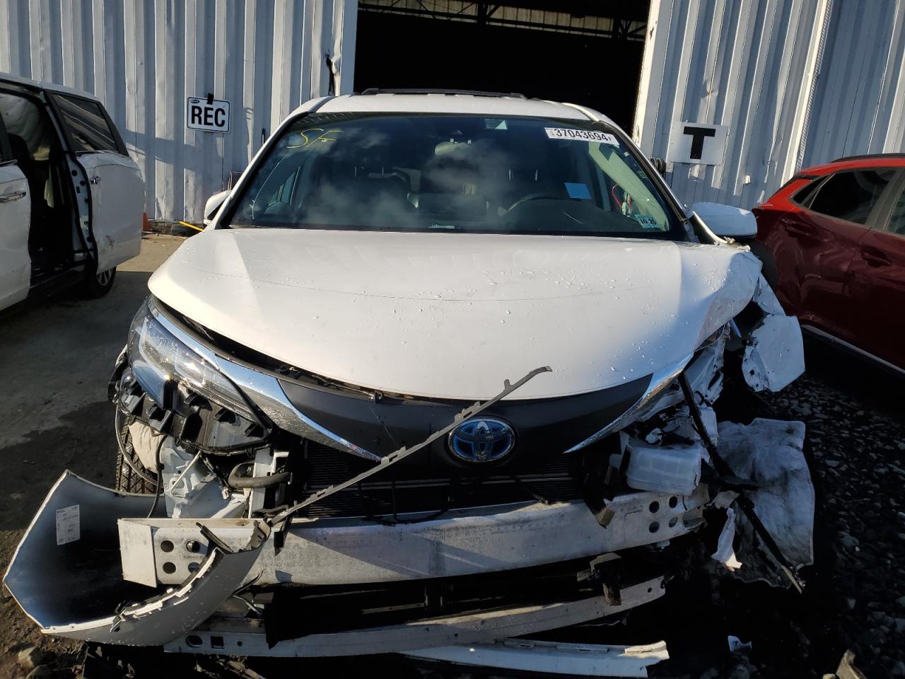 2022 TOYOTA SIENNA LE VIN:5TDKSKFC8NS041254