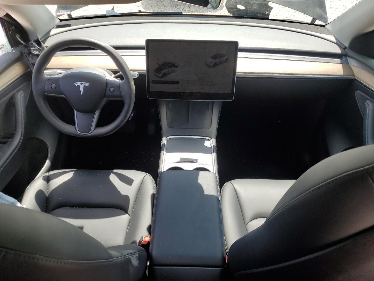 2022 TESLA MODEL Y  VIN:7SAYGDEE4NA019007