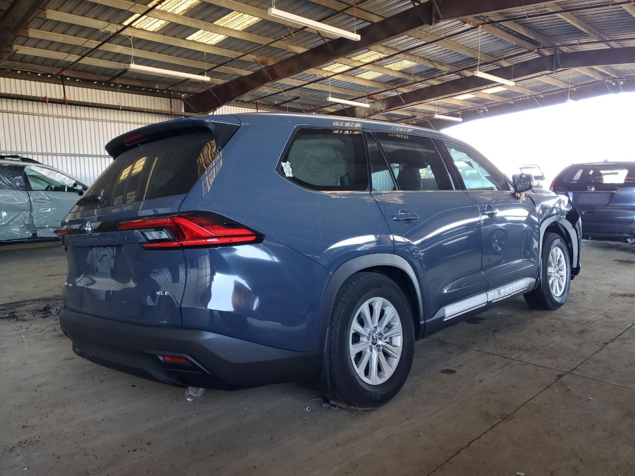 2024 TOYOTA GRAND HIGHLANDER XLE VIN:5TDACAB52RS025518