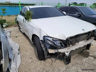 2018 Mercedes-Benz E 300 VIN: