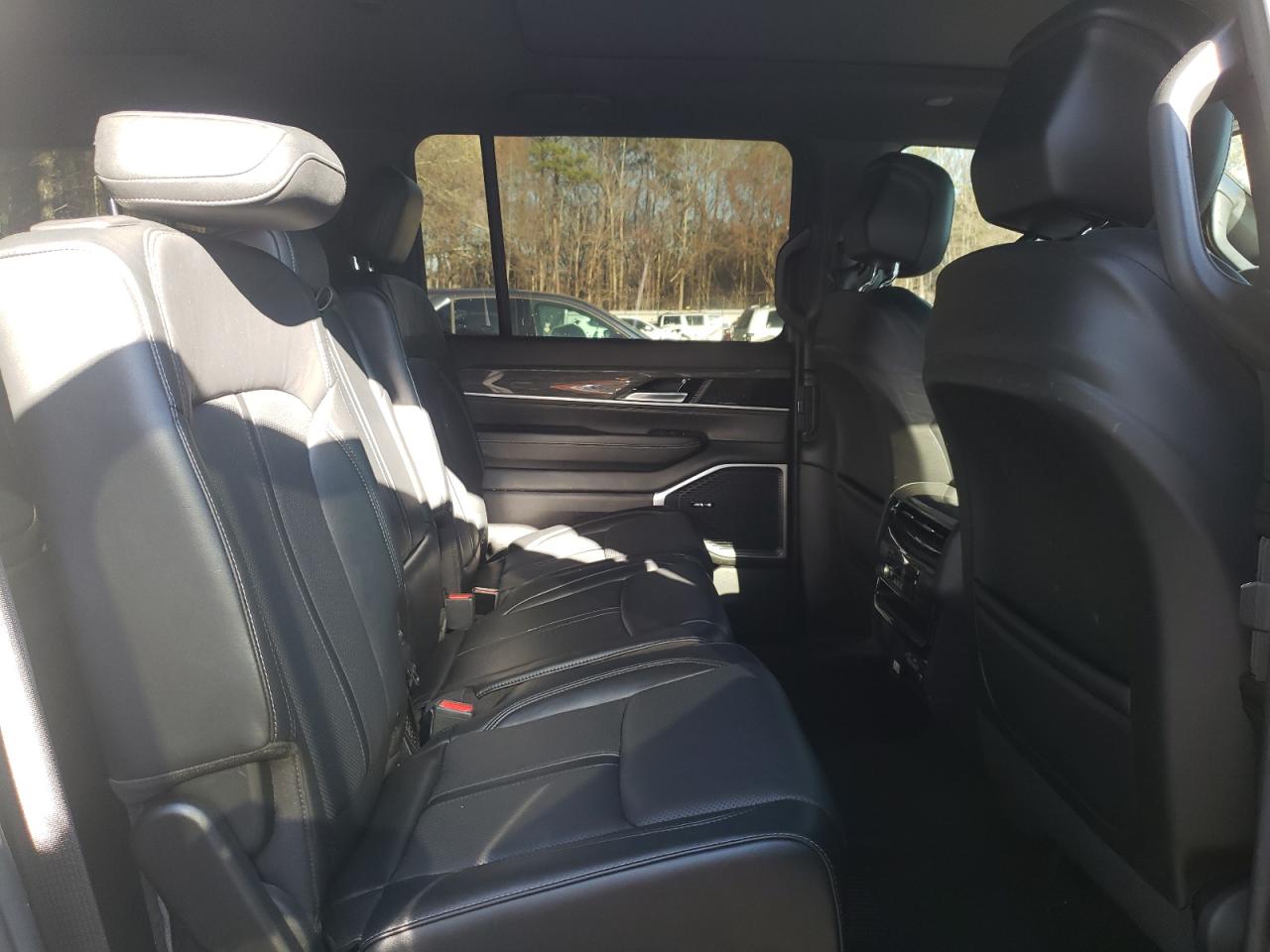 2022 JEEP WAGONEER SERIES II VIN:1C4SJUBT1NS130904