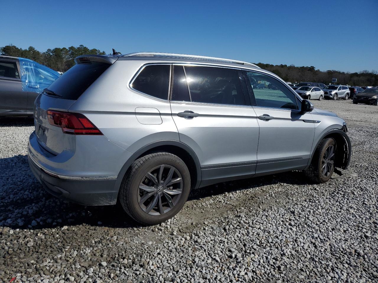 2022 VOLKSWAGEN TIGUAN SE VIN:3VV3B7AX3NM087281