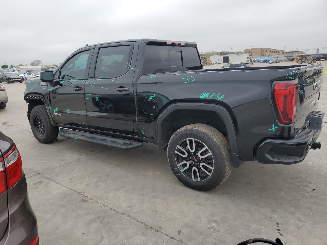 2023 GMC SIERRA K1500 AT4 VIN:1GTUUEE80PZ312374