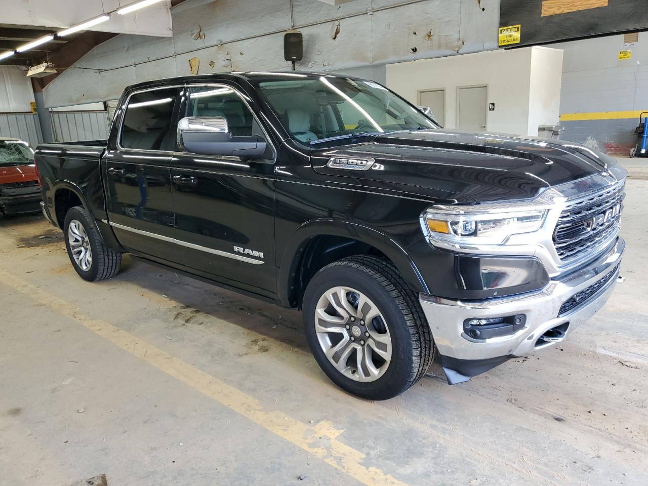 2024 RAM 1500 LIMITED VIN:1C6SRFHT9RN167769