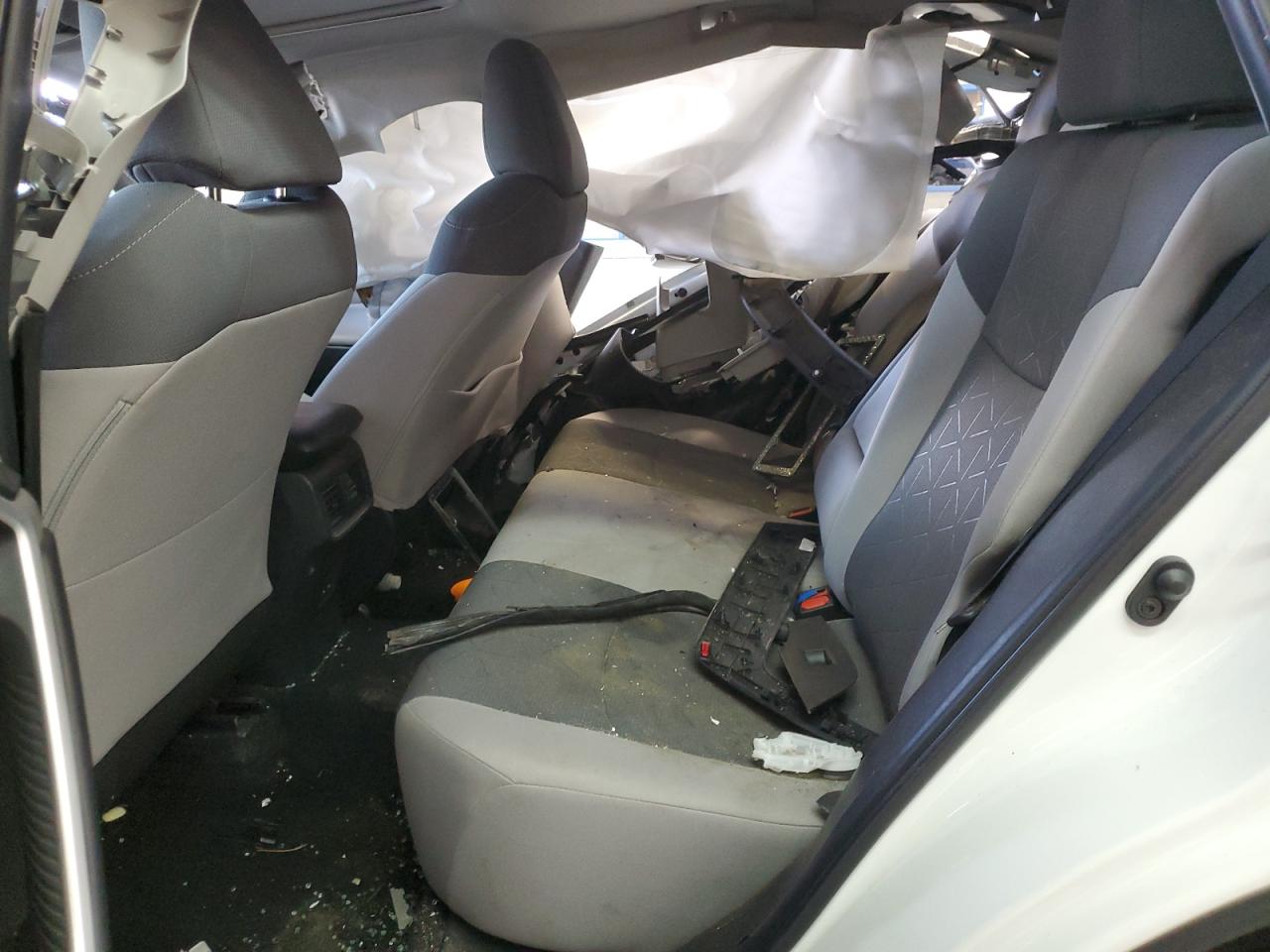 2023 TOYOTA RAV4 XLE VIN:2T3P1RFV7PC348954