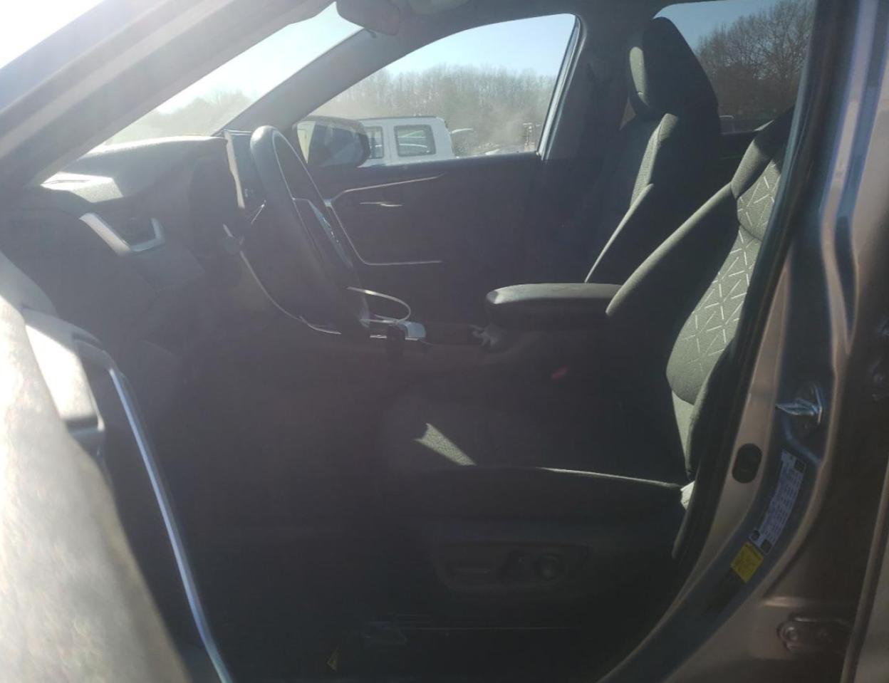 2024 TOYOTA RAV4 XLE VIN:2T3P1RFVXRW436995