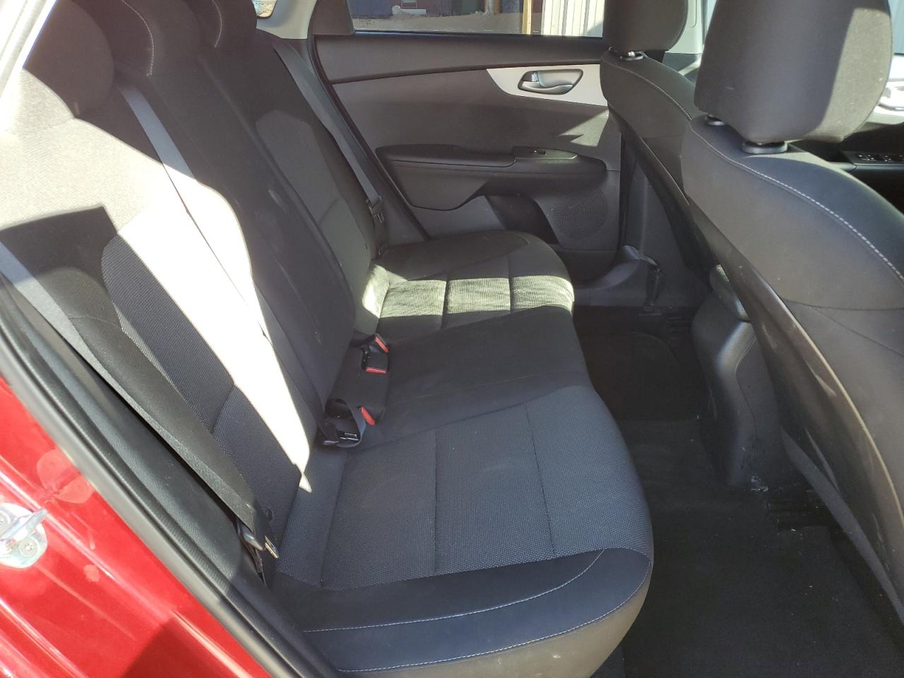 2022 KIA FORTE FE VIN:3KPF24AD4NE415804