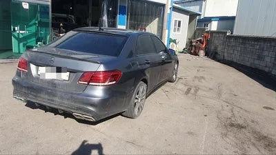 2015 Mercedes-Benz E 300 VIN: