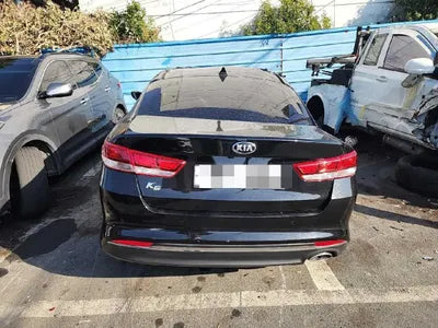 2016 Kia K5 VIN: