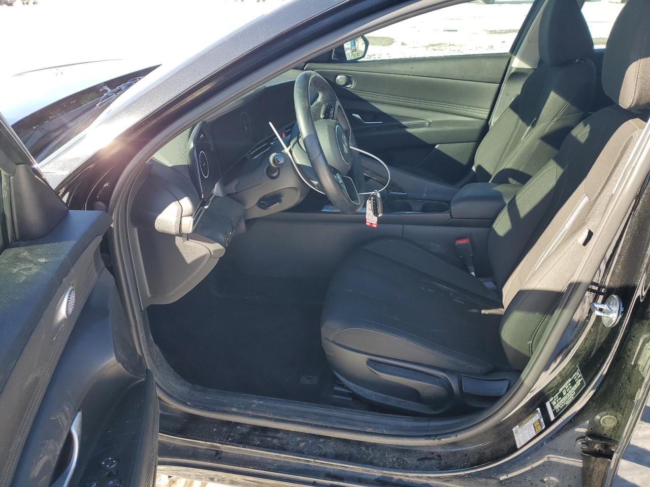 2023 HYUNDAI ELANTRA SEL VIN:5NPLS4AG3PH098612