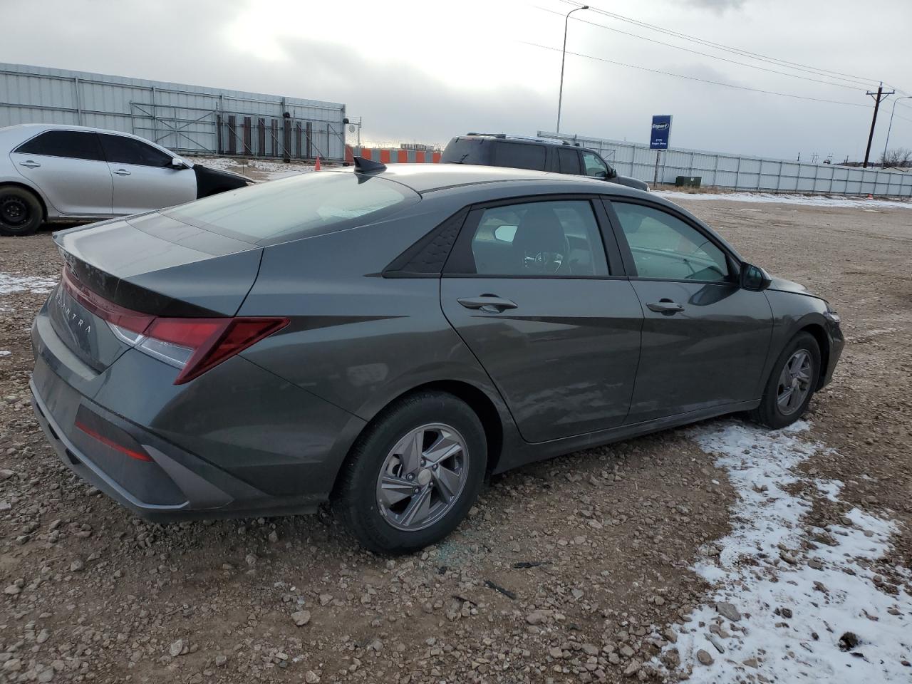 2024 HYUNDAI ELANTRA SE VIN:KMHLL4DG8RU768054