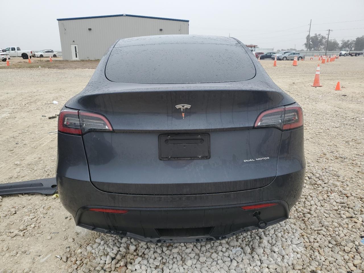 2023 TESLA MODEL Y  VIN:7SAYGDEE3PA191984