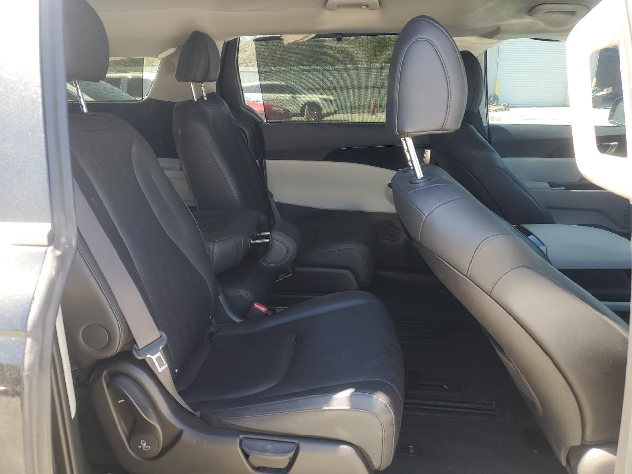2023 KIA CARNIVAL EX VIN:KNDNC5H35P6261365