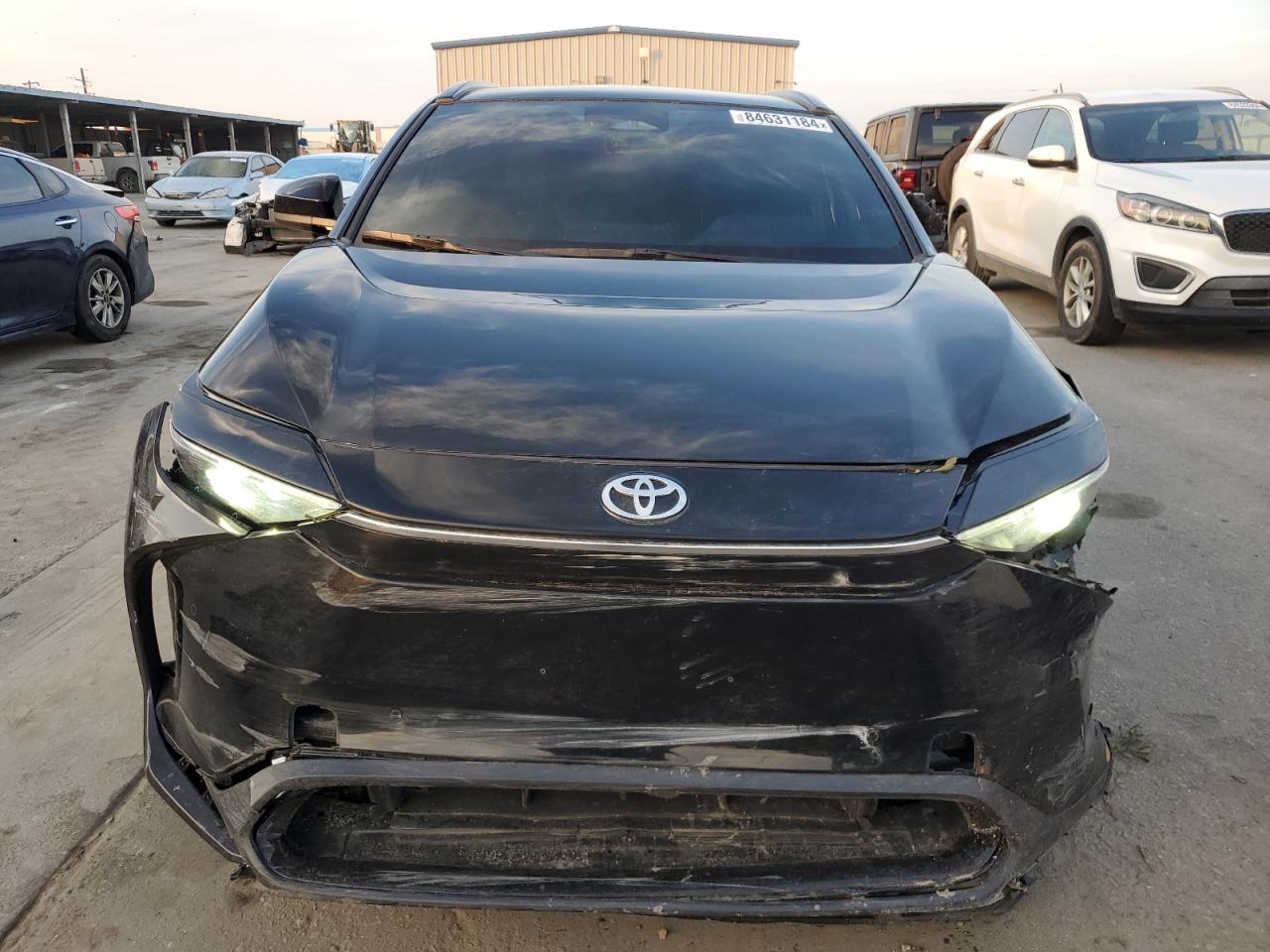 2024 TOYOTA BZ4X XLE VIN:JTMABACA8RA058454