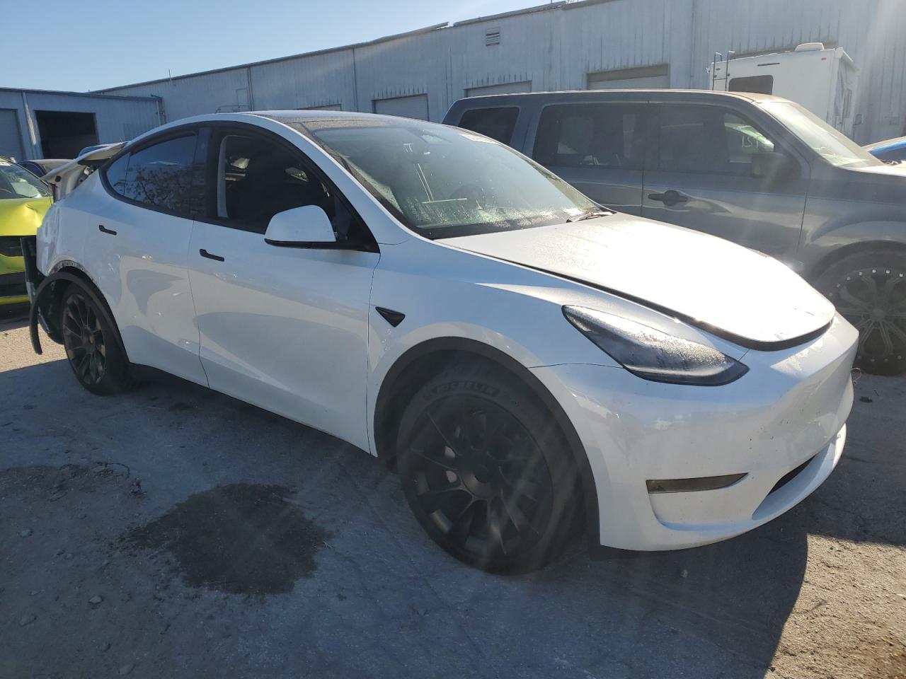 2023 TESLA MODEL Y  VIN:7SAYGDEE9PA044407