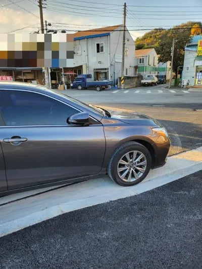 2016 Toyota Camry VIN: